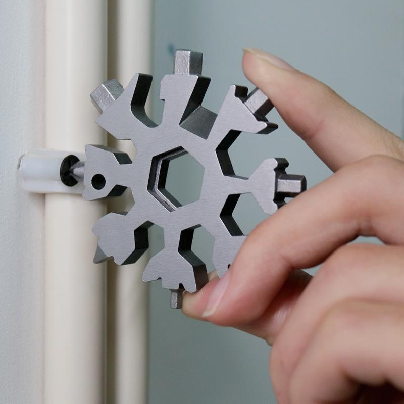 Snowflake 18-in-1 Multitool
