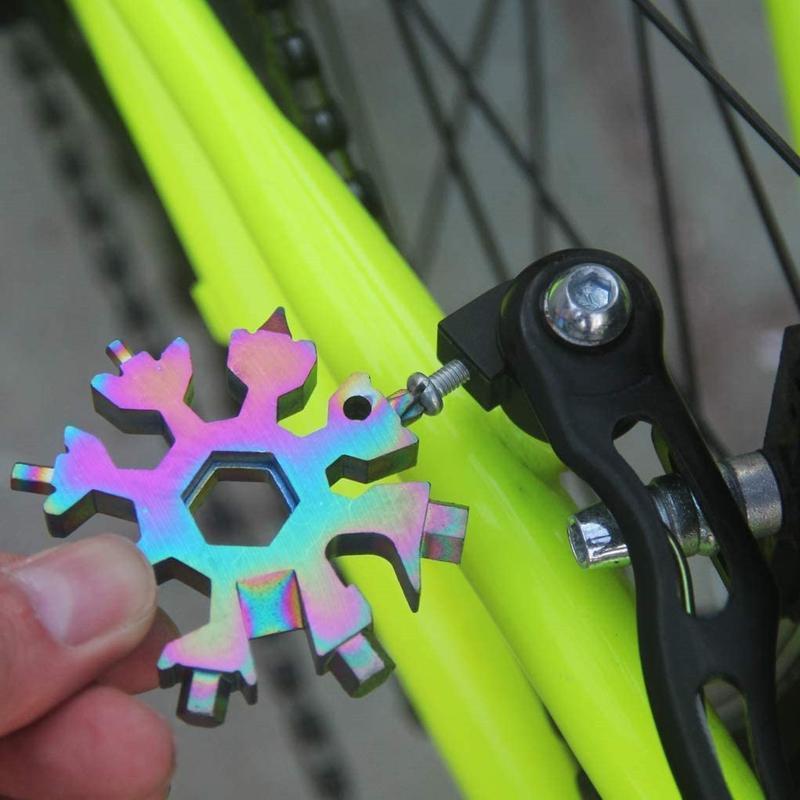 Snowflake 18-in-1 Multitool