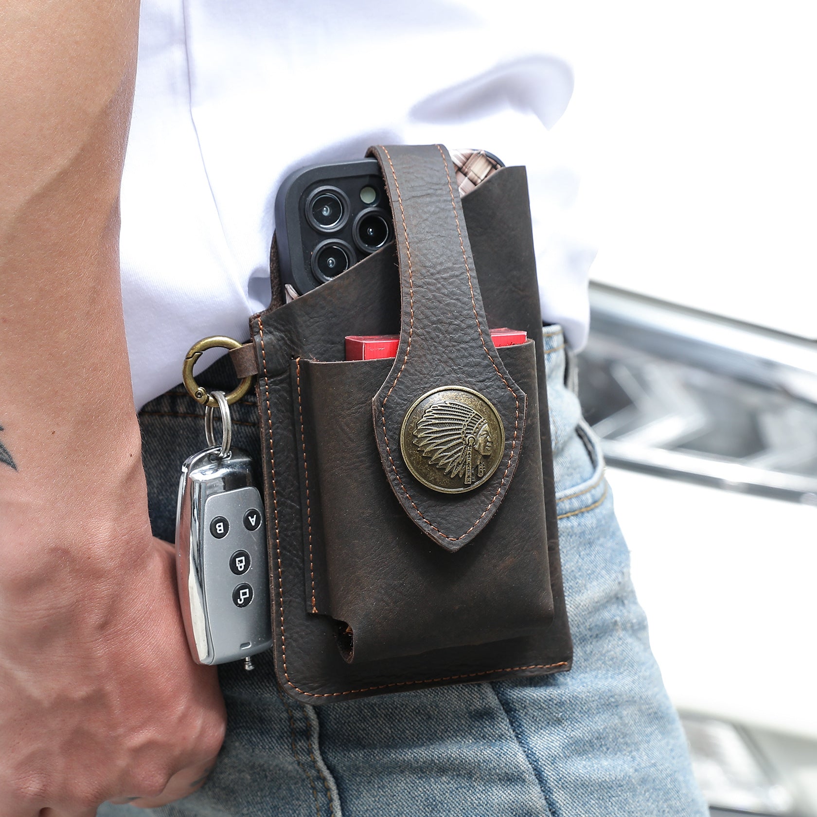 BeltBag - The Multifunctional Leather Phone Bag