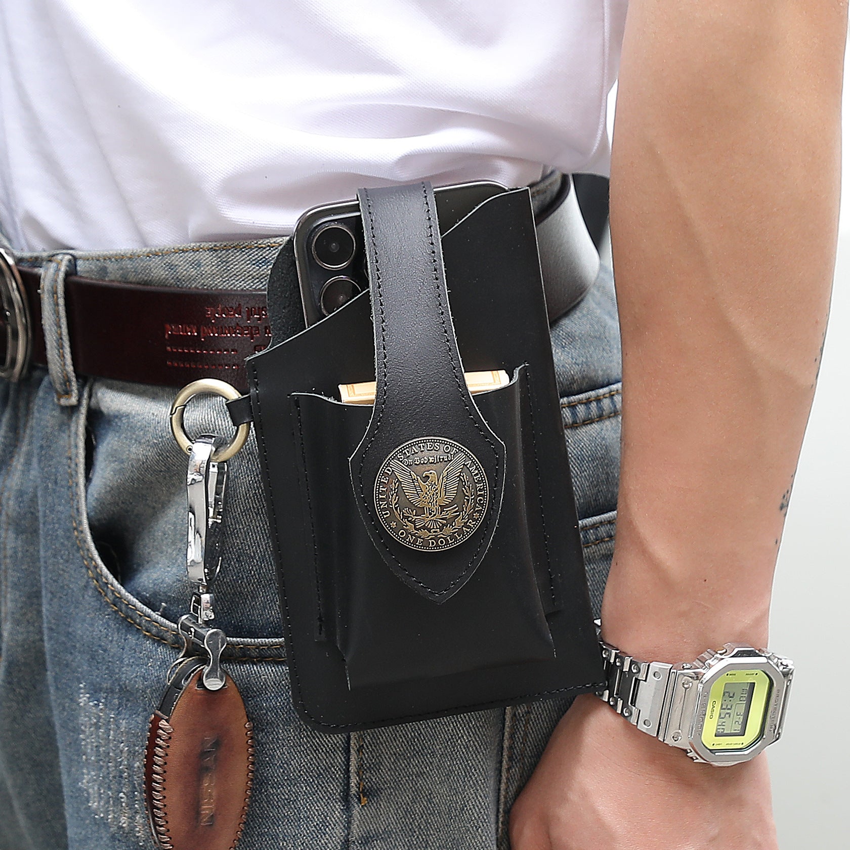 BeltBag - The Multifunctional Leather Phone Bag